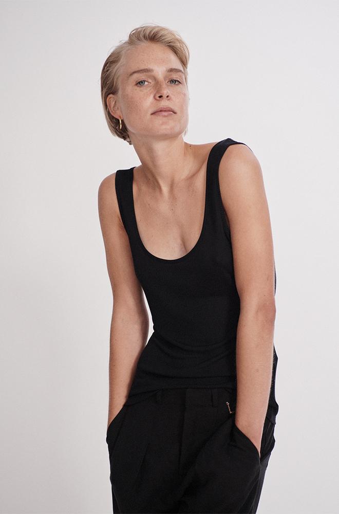 Silk Laundry RIBBED TANK - BLACK