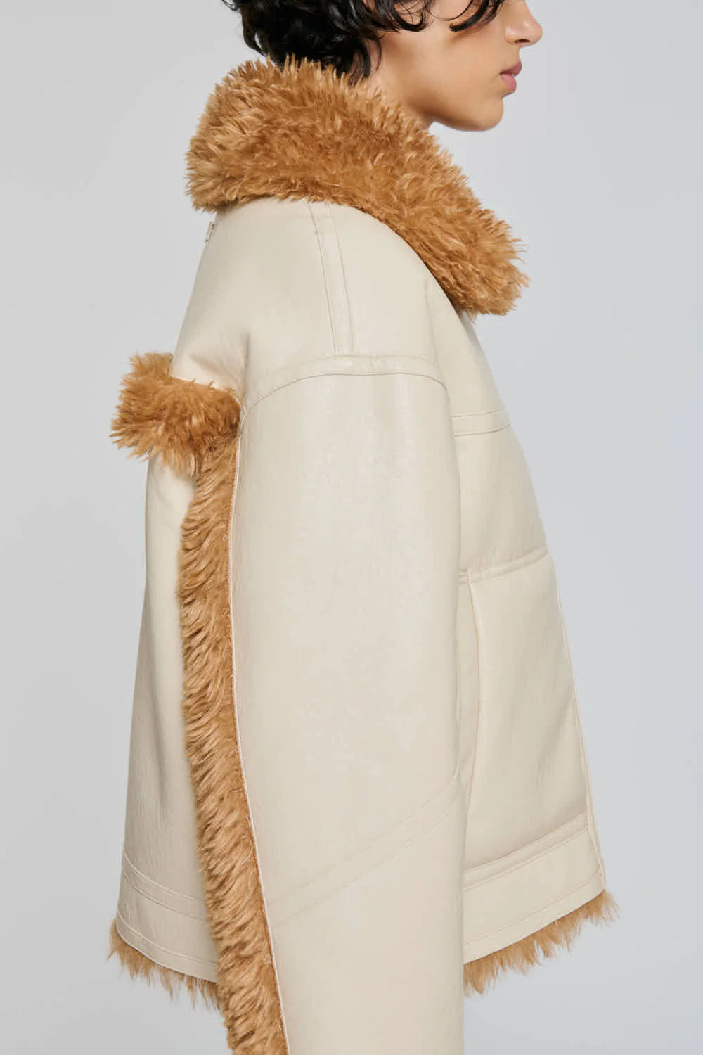 OOF Reversible Short Eco Shearling Jacket - Ivory