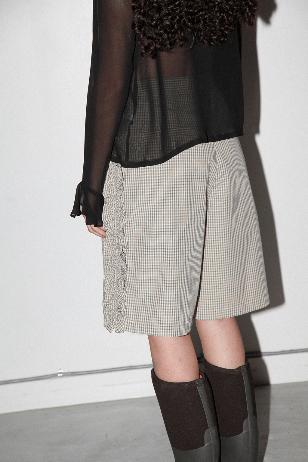 KkCo Ruffle Scoria Short - Cream Plaid