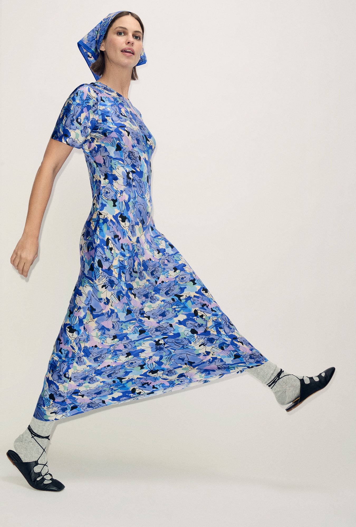 Silk Laundry Short Sleeve Bias Dress - Cornflower Floral