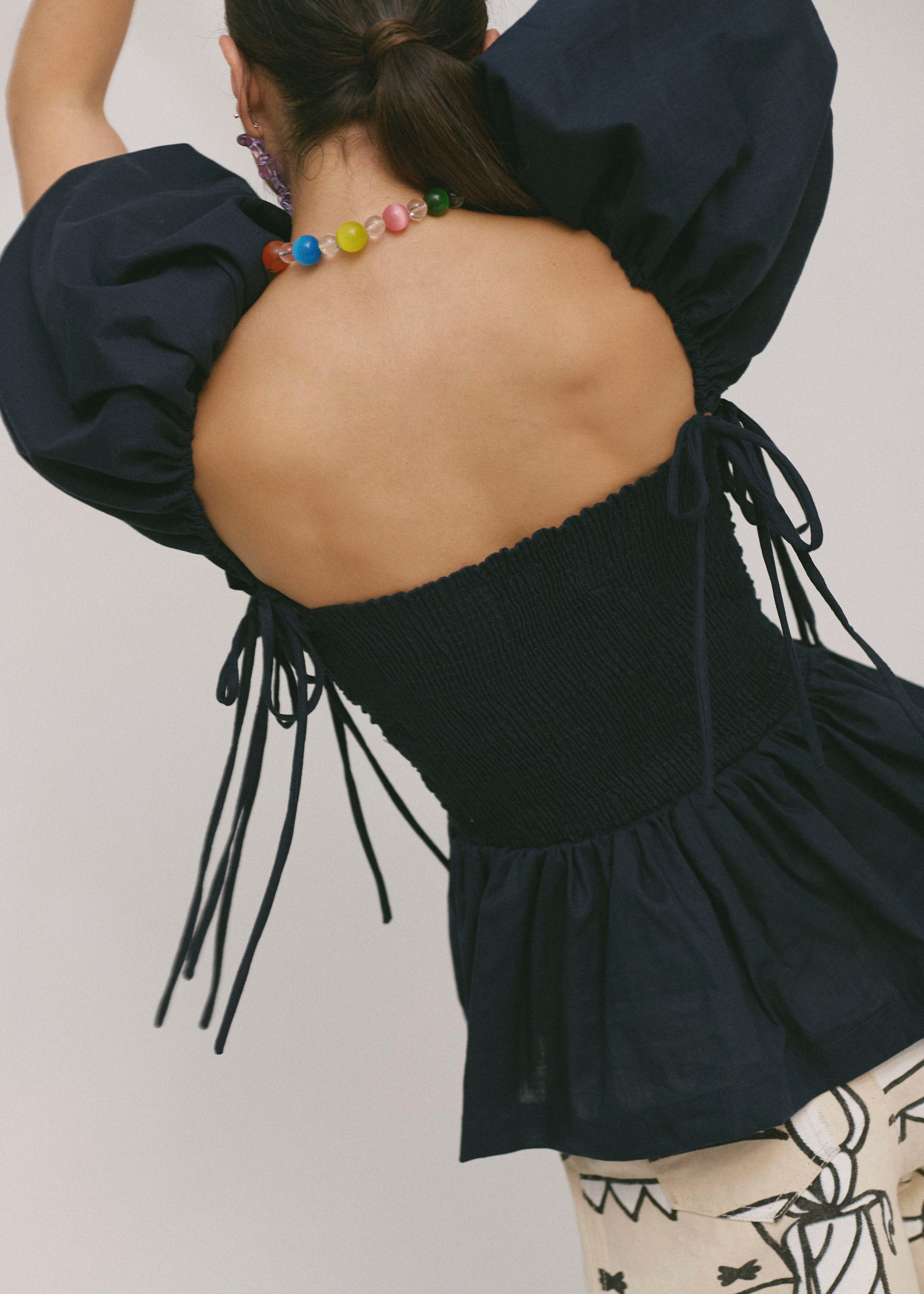 SIXXTA Jacinta Top with Removable Sleeves Top - Navy