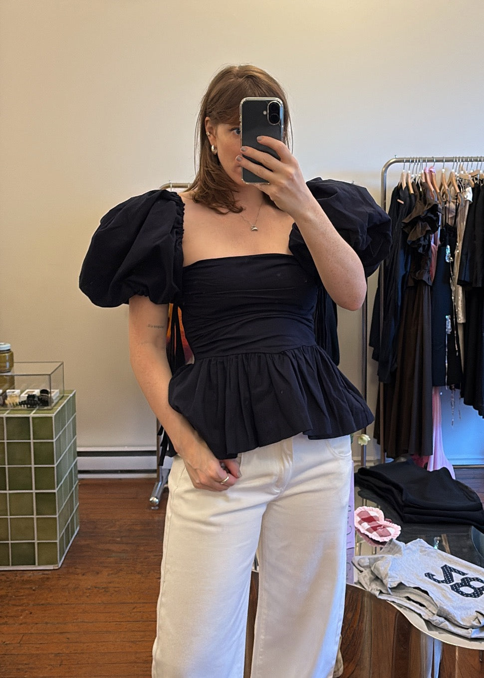 SIXXTA Jacinta Top with Removable Sleeves Top - Navy