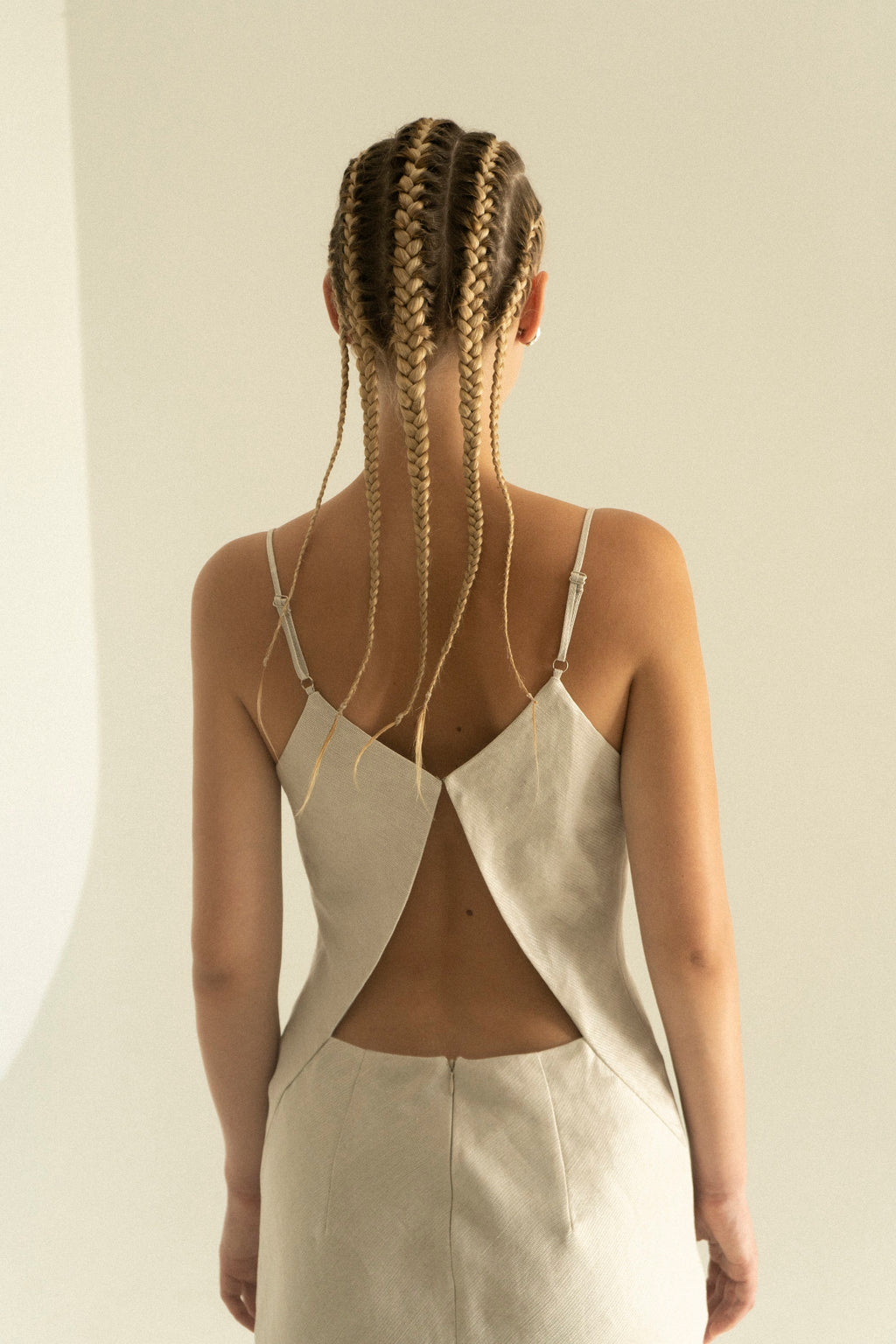 K M by L A N G E Soborna  Viscose Open Back Long Dress - Grey
