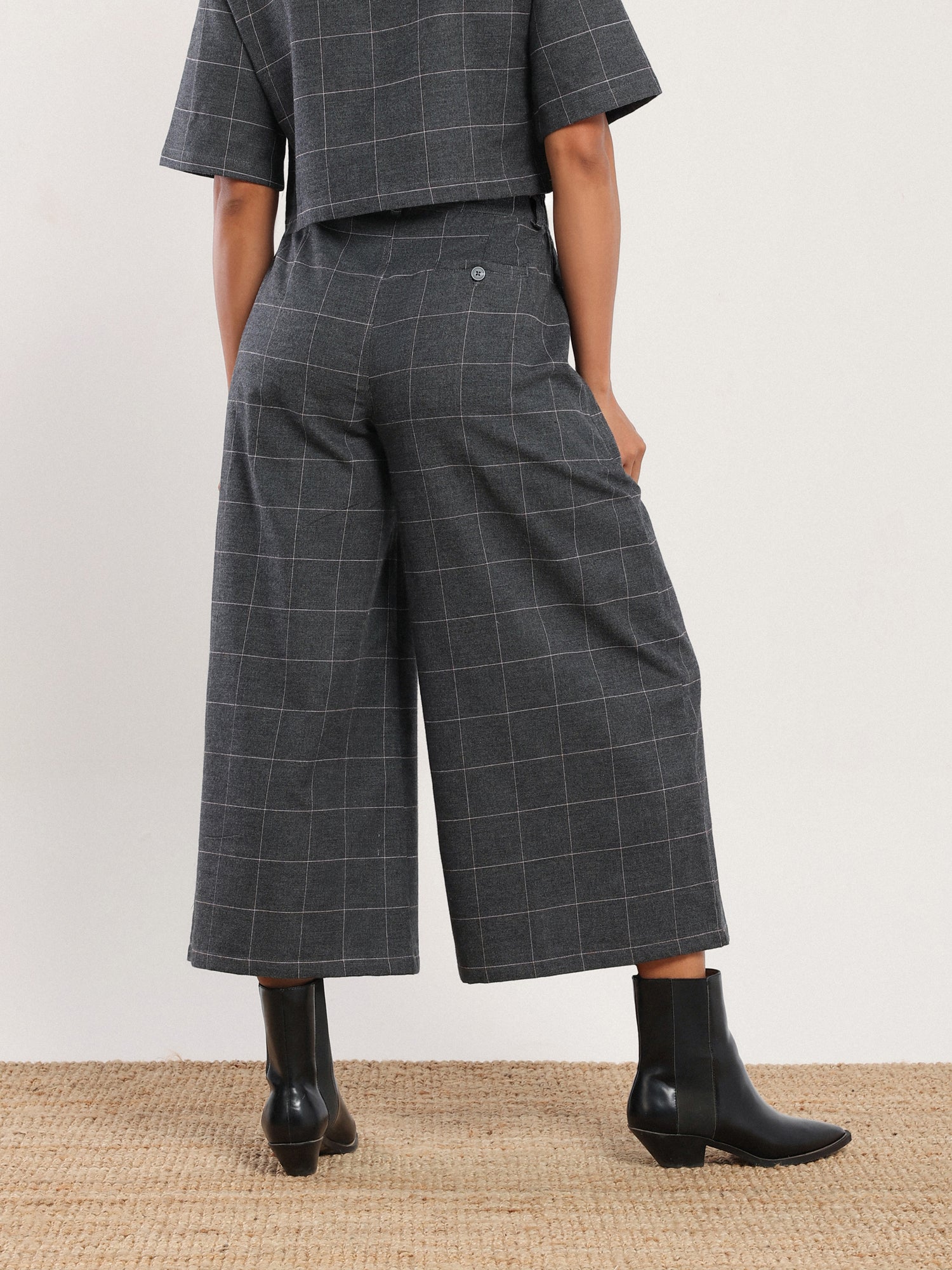 NAZEERAH Sahla Trousers - Smoke