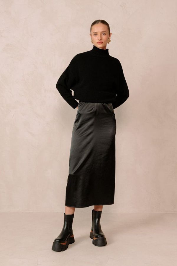 Alohas Sapphire Nutty Leather Ankle Boots - Black