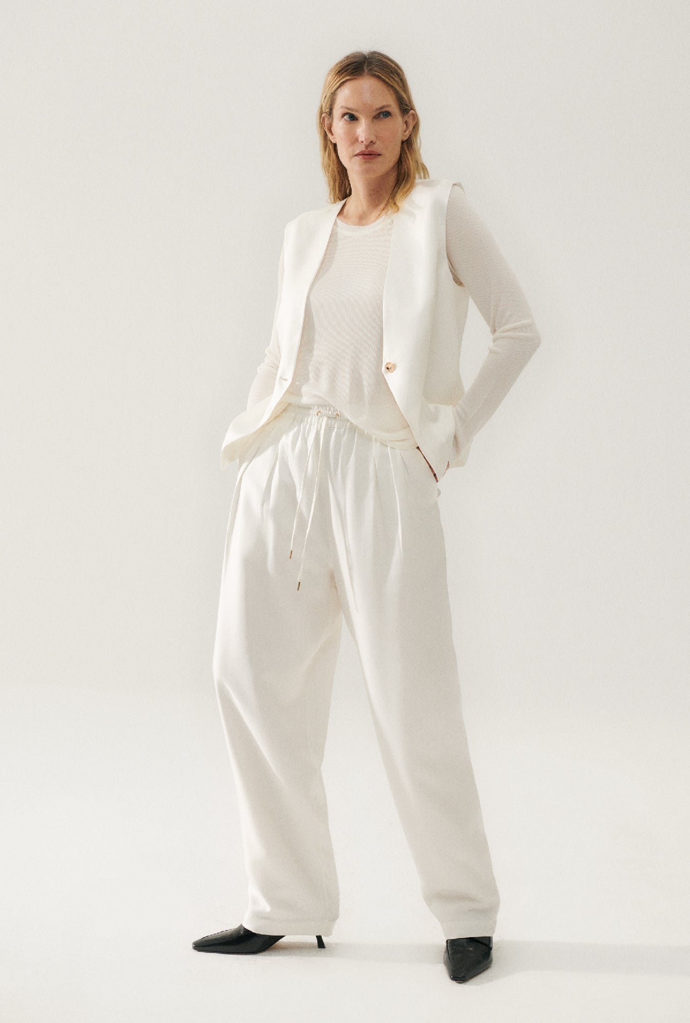 Silk Laundry TWILL SLOUCH PANTS - WHITE