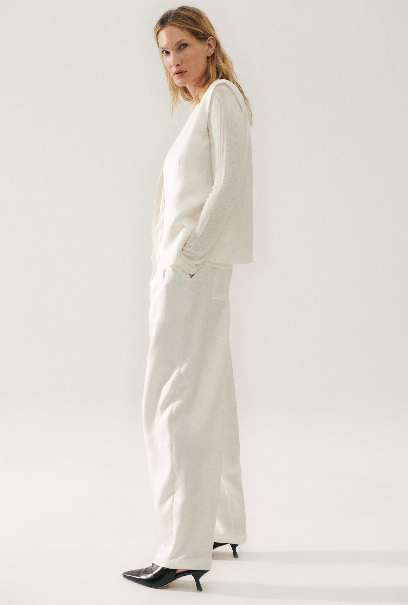 Silk Laundry TWILL SLOUCH PANTS - WHITE