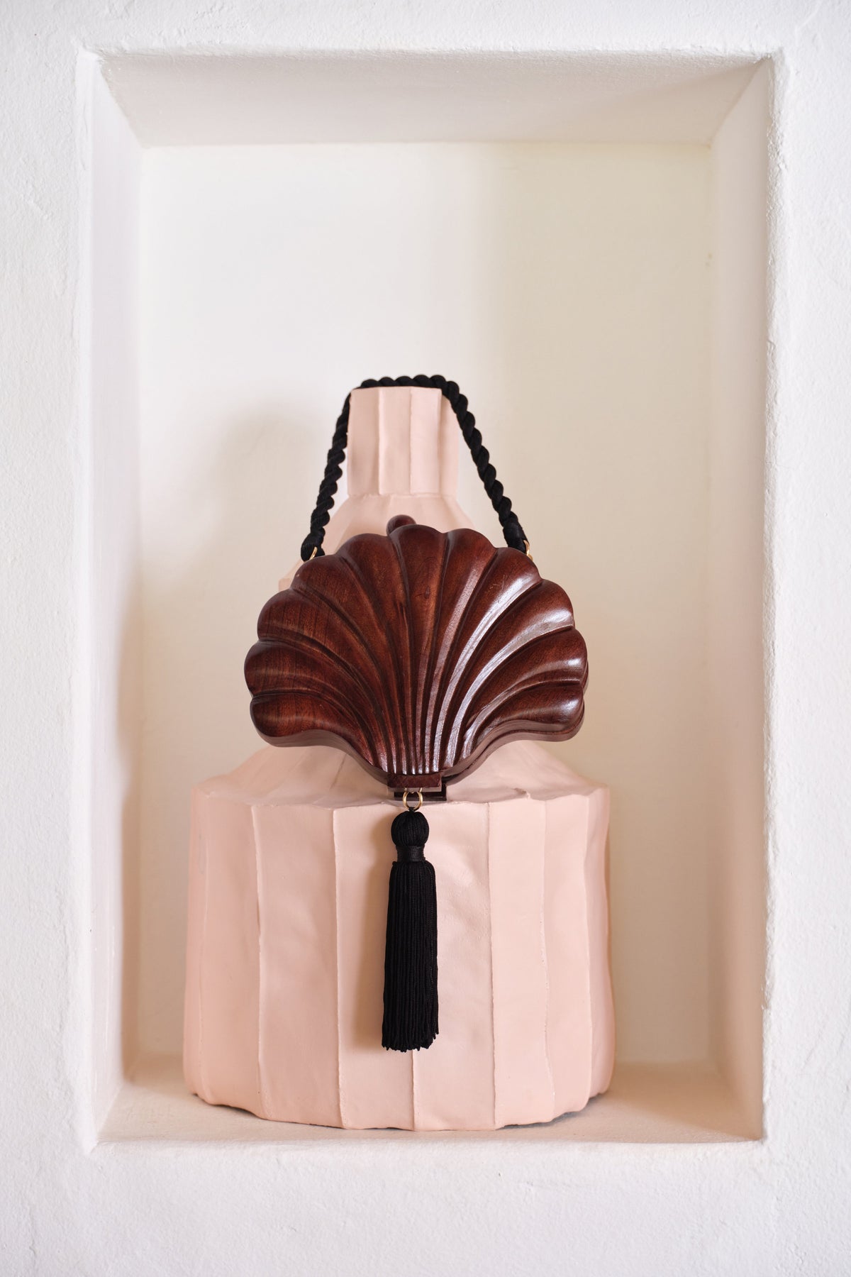 Simon Miller Carved Concha Clutch - Mahogany Brown
