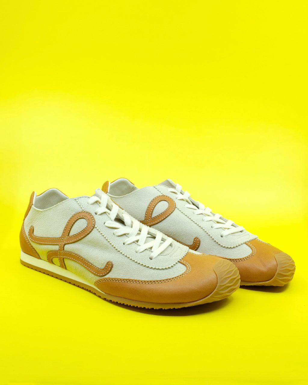 LOEWE Soft White & Tan Ballet Runner 2.0 Unlined Sneaker
