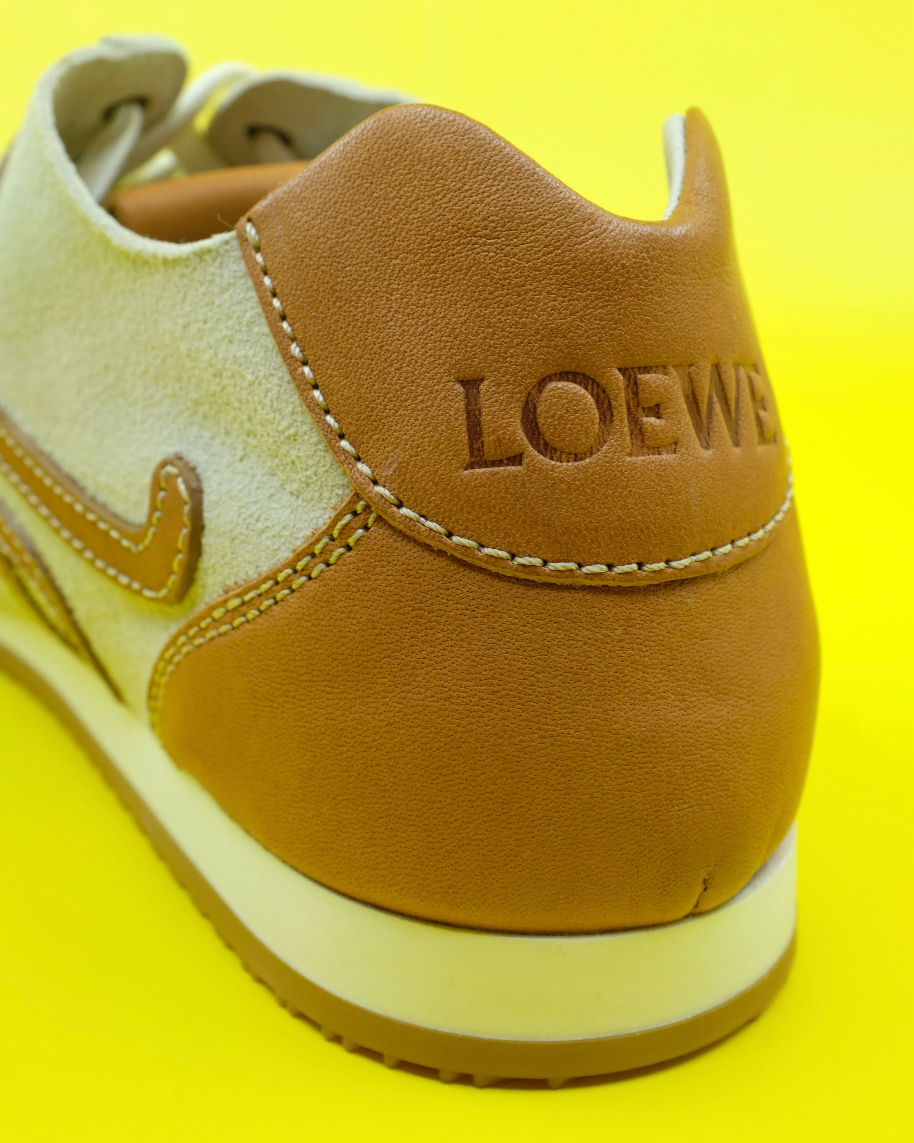 LOEWE Soft White & Tan Ballet Runner 2.0 Unlined Sneaker