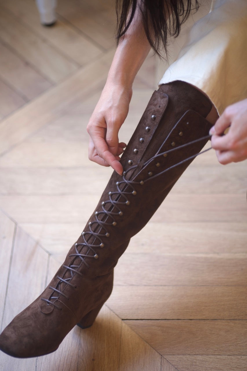 Anne Thomas Pavlova Long Laces Boots - Velours Dark Cigar