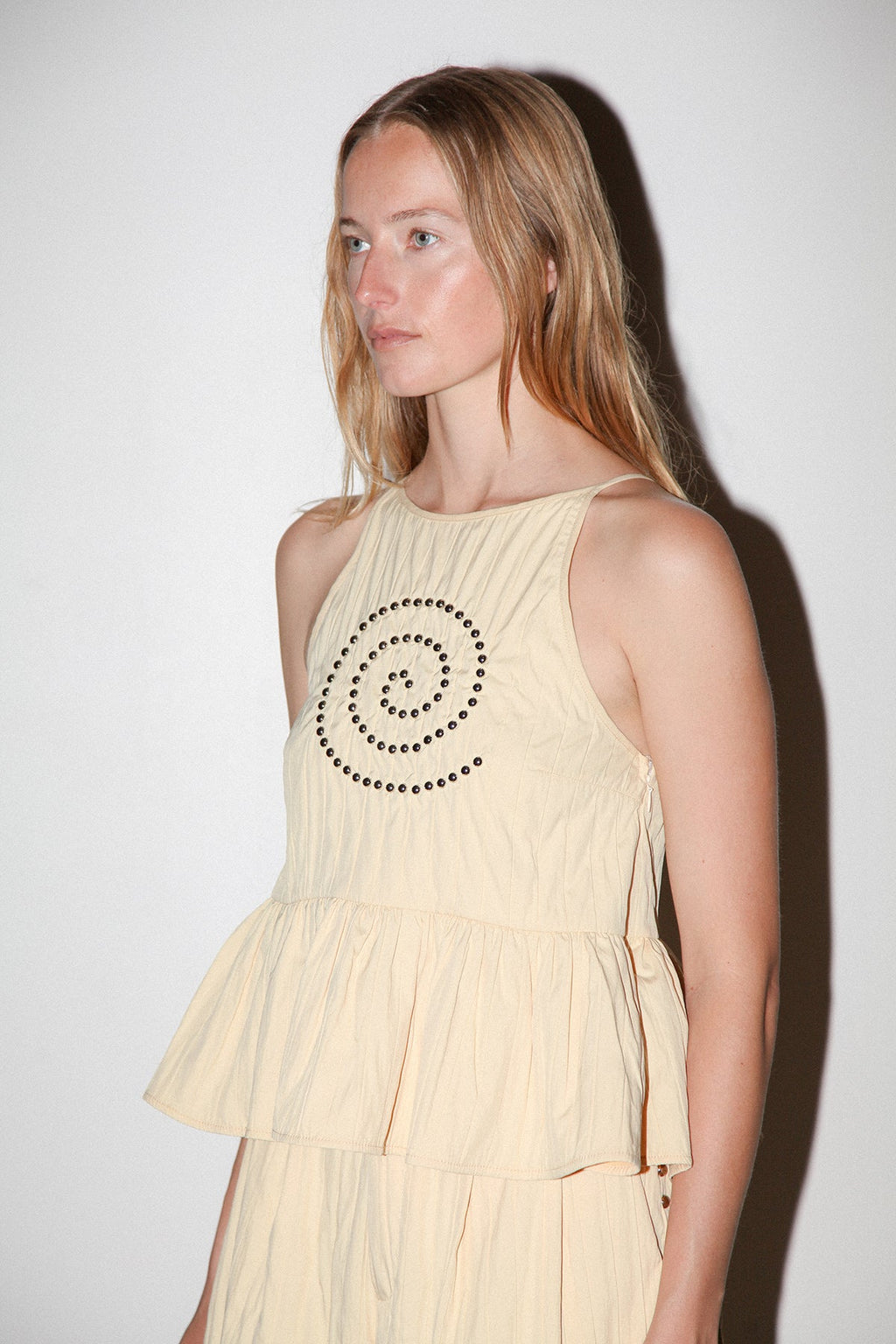 KkCo Spiral Punch Top - Butter