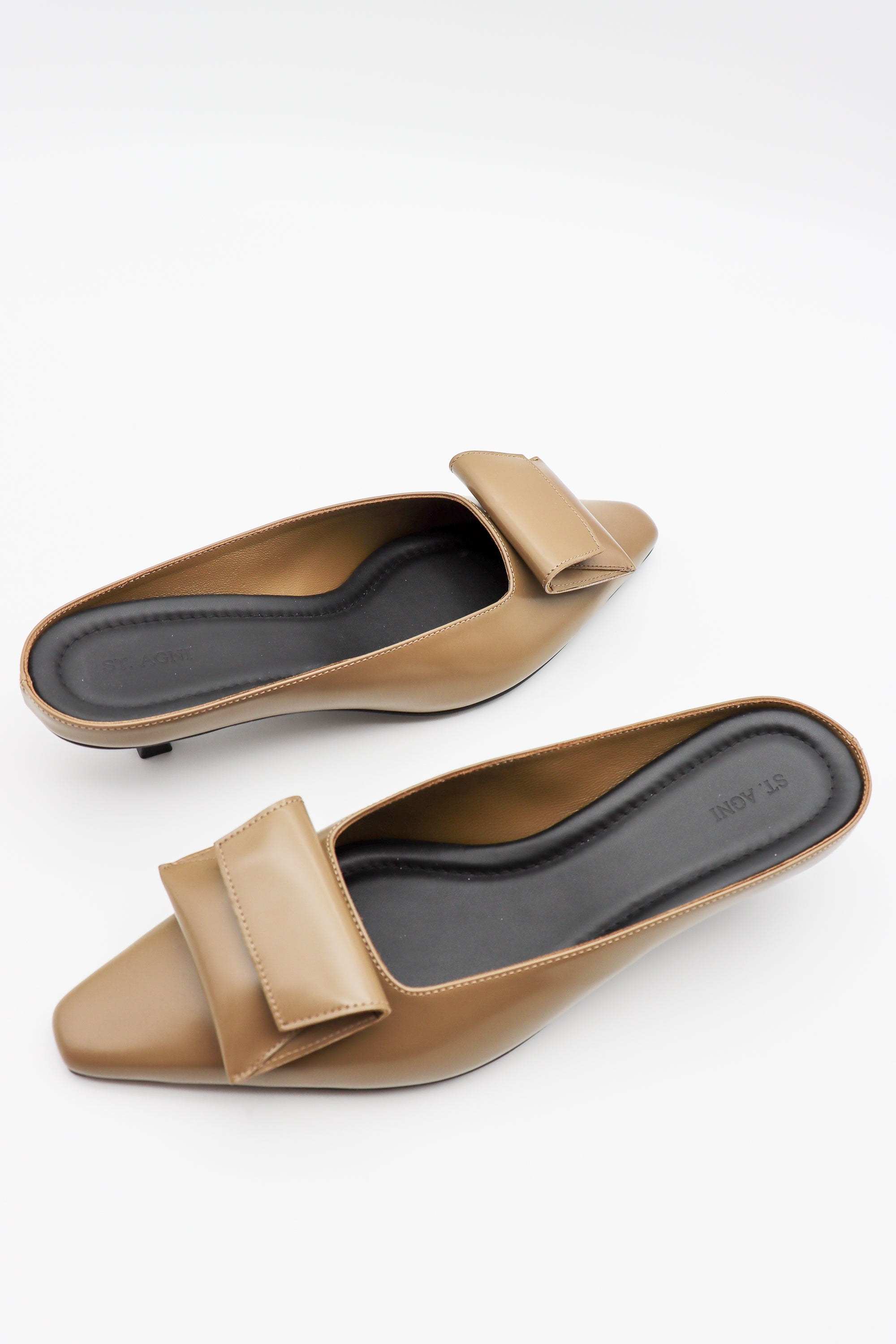St. Agni Petit Pouch Heel