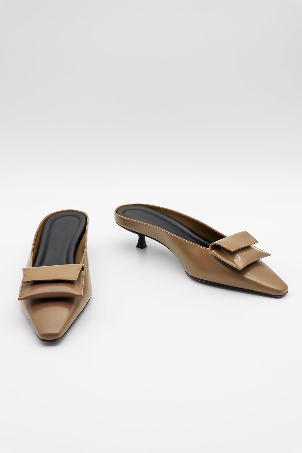 St. Agni Petit Pouch Heel