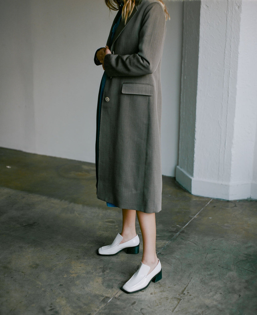 Suzanne Rae Wide Toe Loafer - White