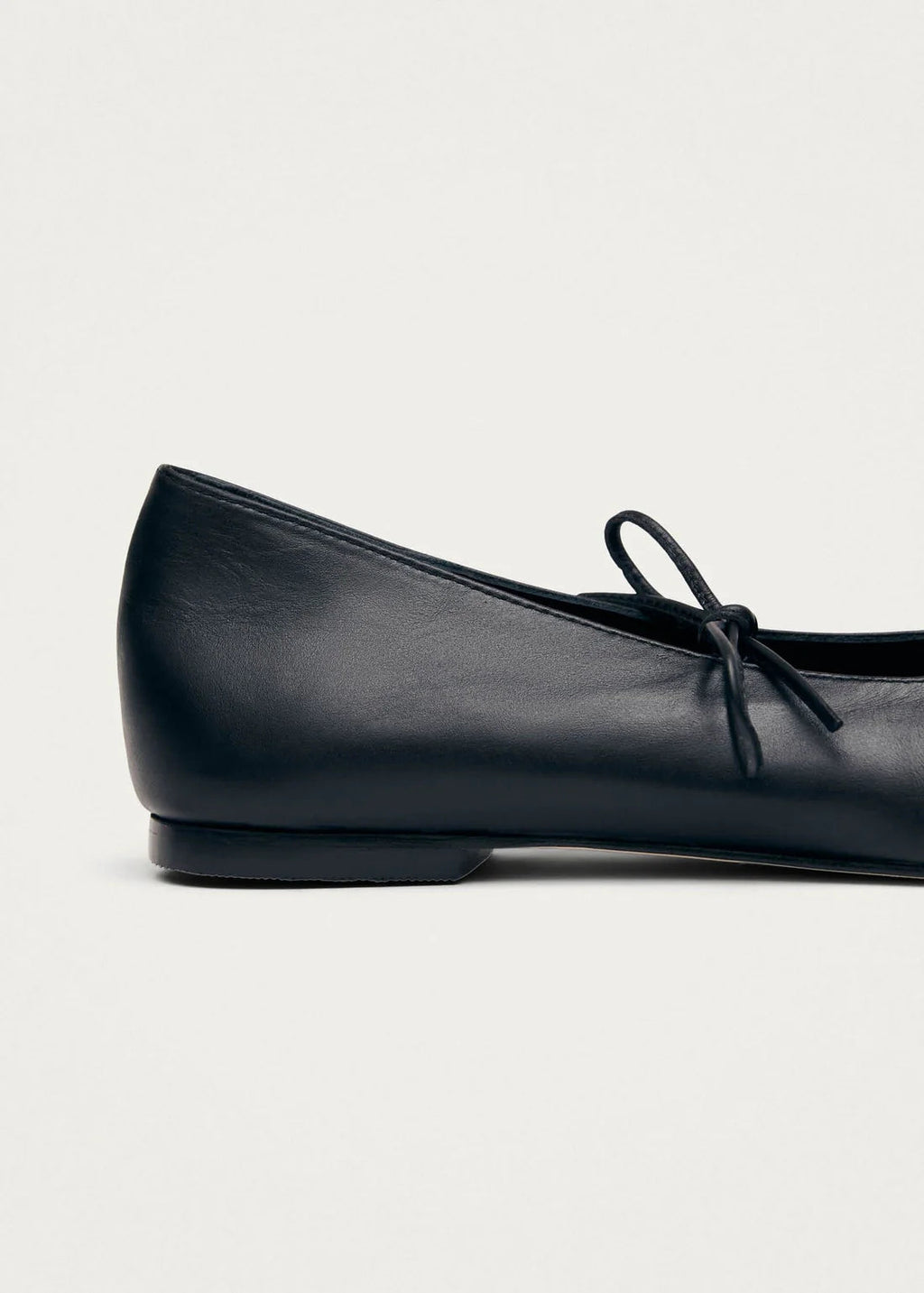 Alohas Sway Ballet Flats