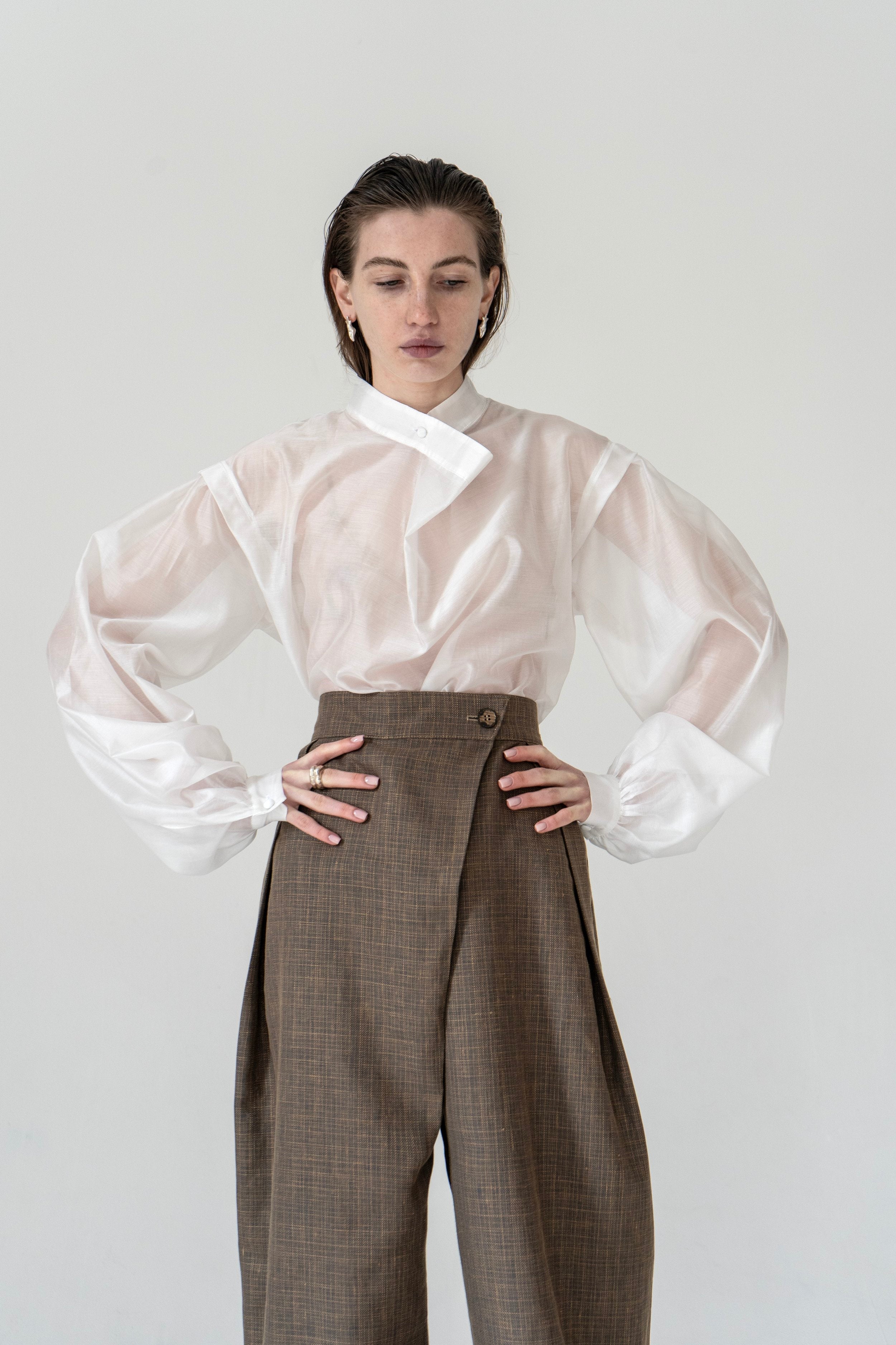 K M by L A N G E Tuman Cross Over Silky Blouse