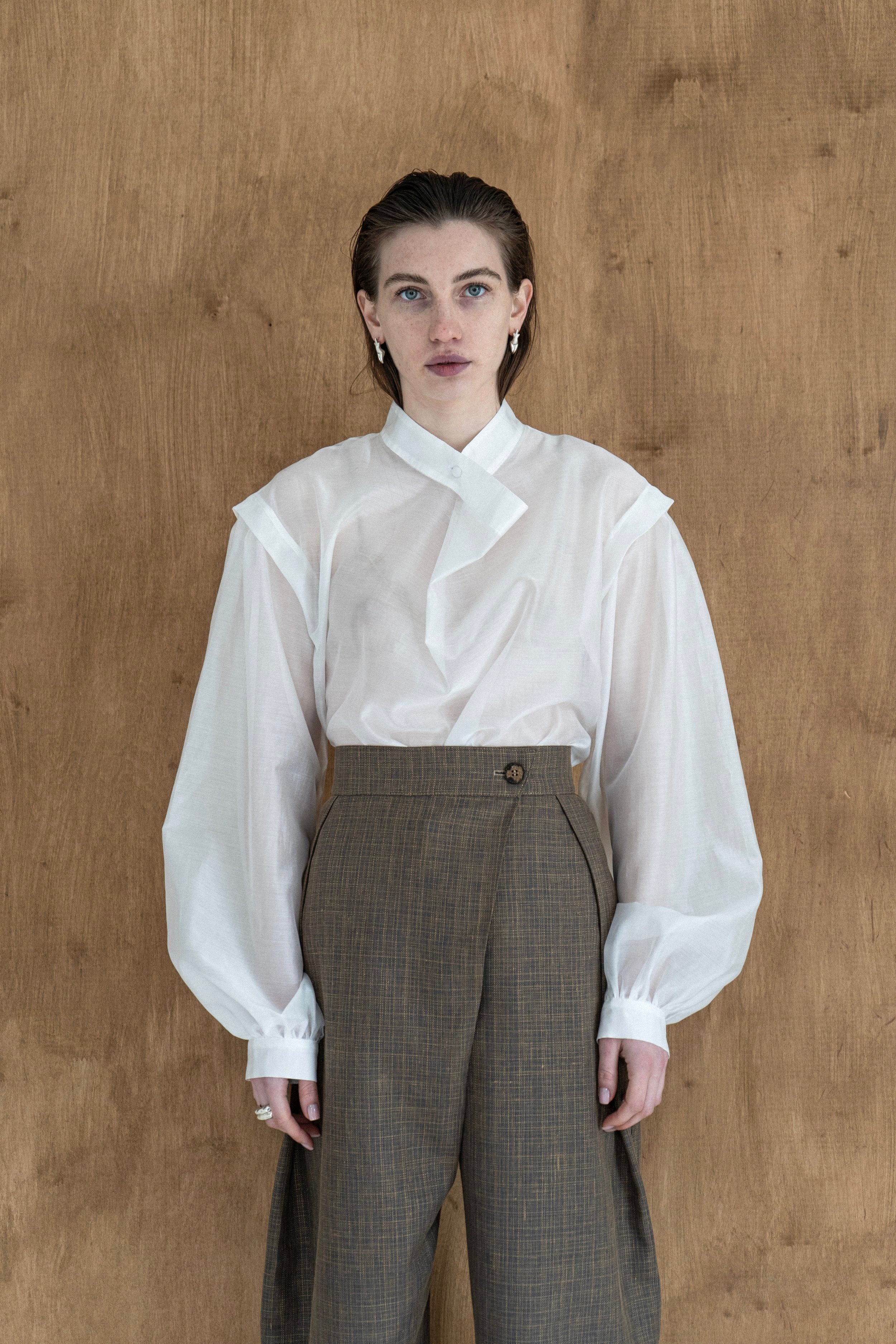 K M by L A N G E Tuman Cross Over Silky Blouse