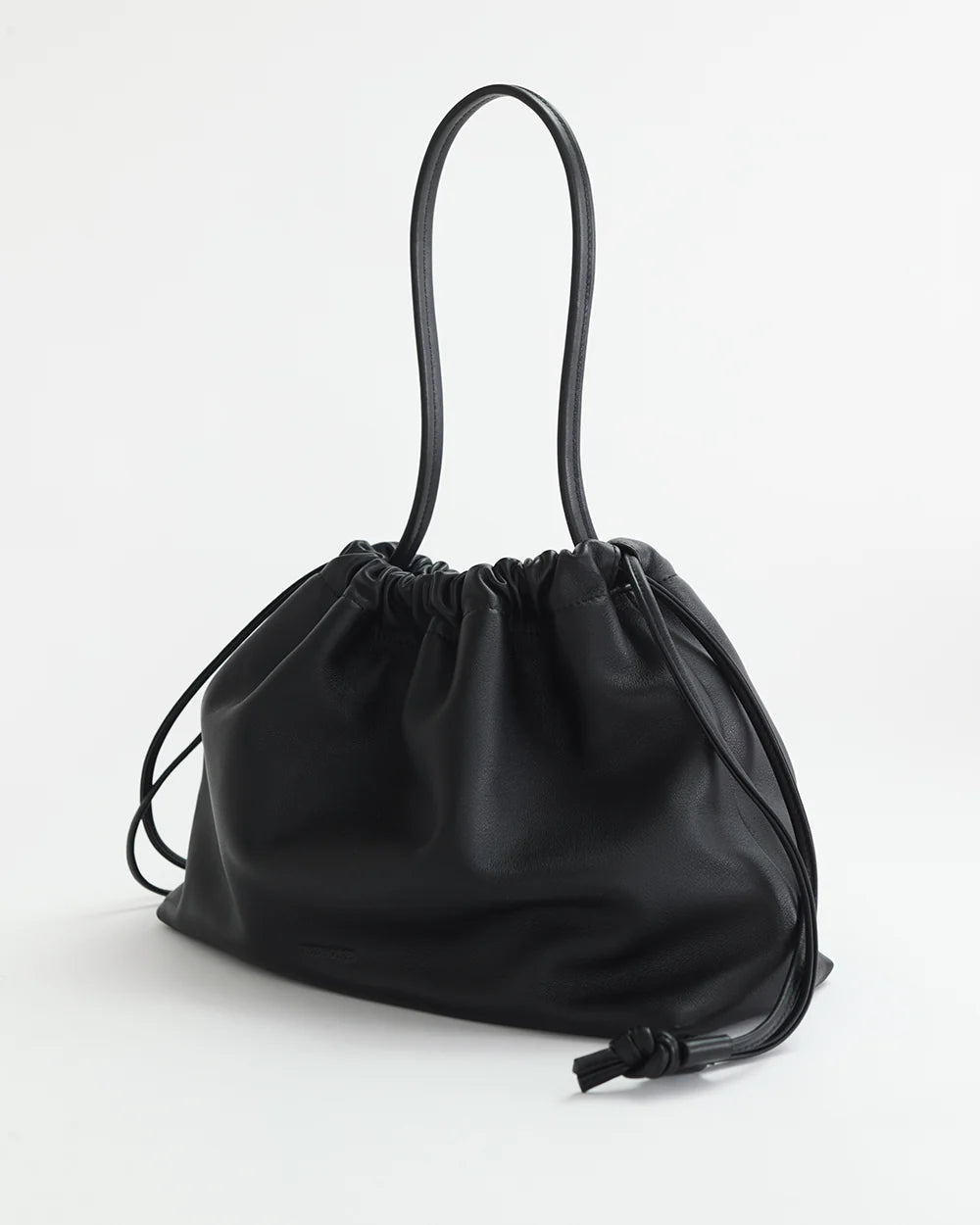 The Horse Fin Shoulder Bag