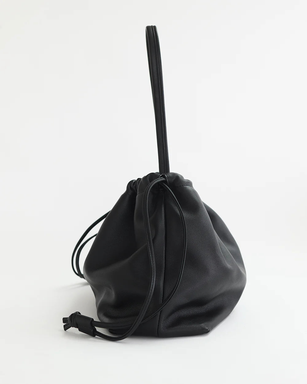 The Horse Fin Shoulder Bag