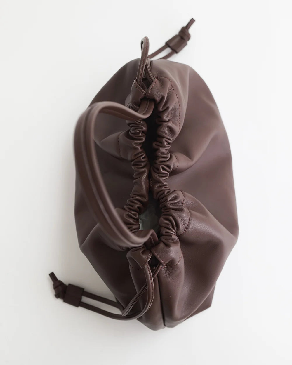The Horse Fin Shoulder Bag
