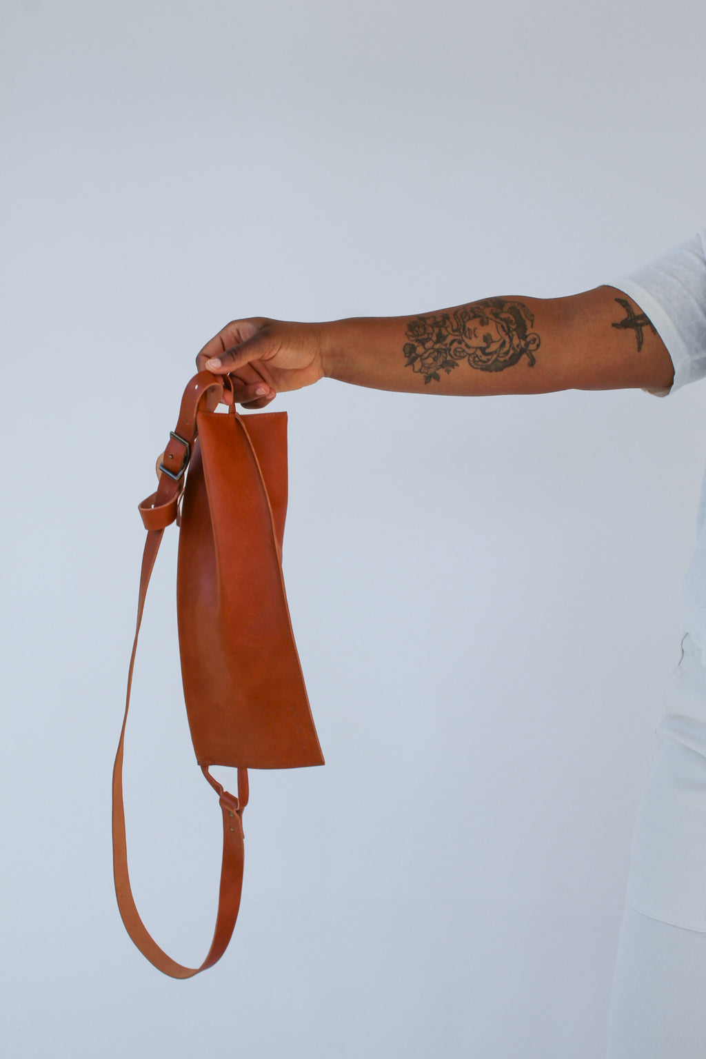 Harper the Label The Offset Sling Bag