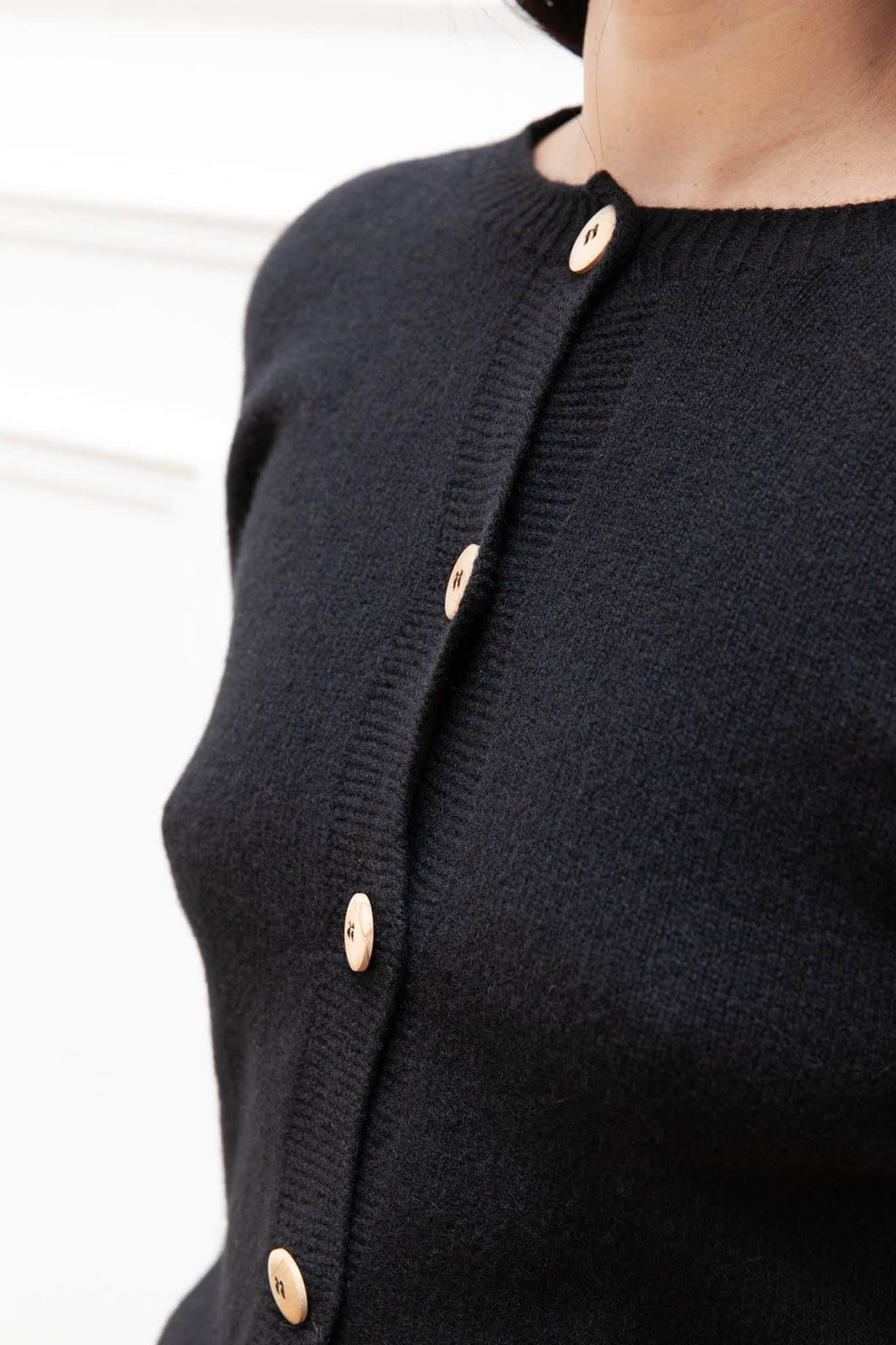 Baserange Tier Cardigan - Black