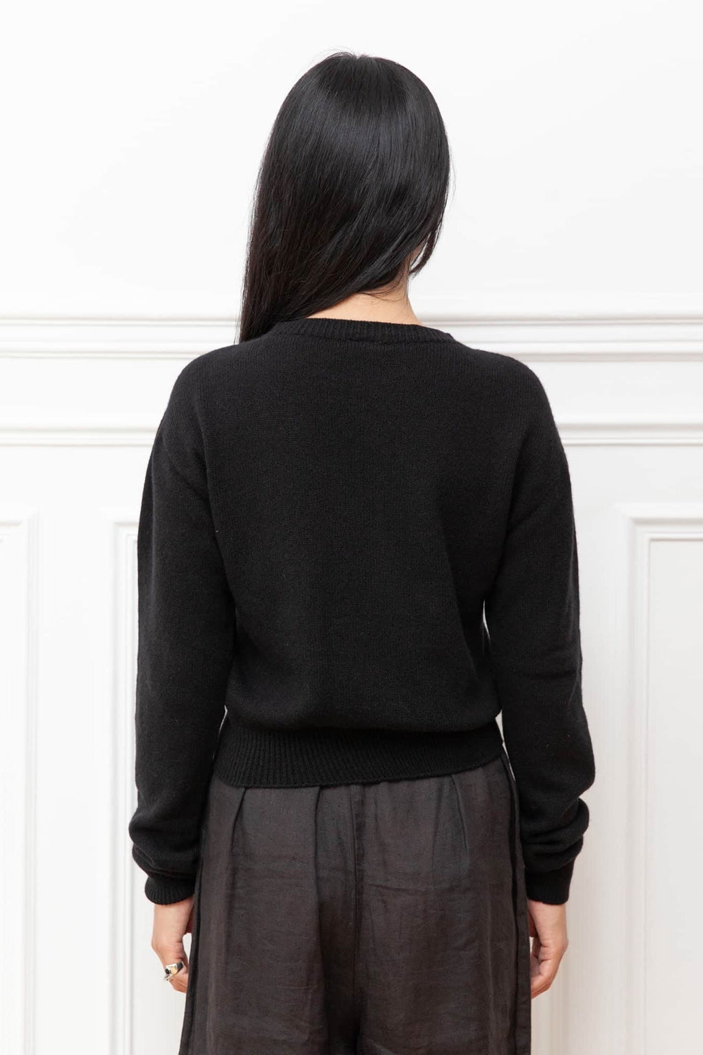 Baserange Tier Cardigan - Black