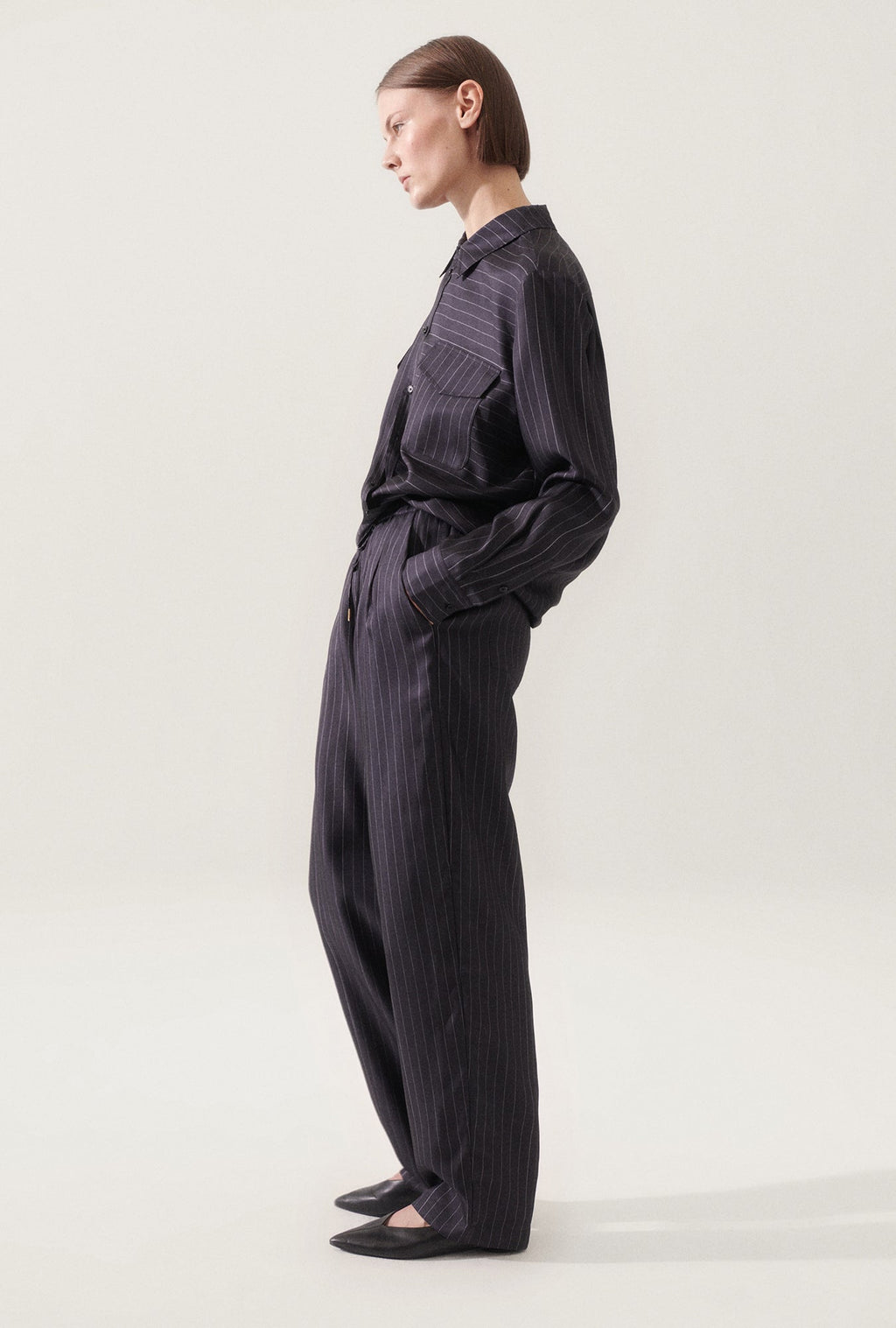 Silk Laundry Twill Slouch Pants - Pinstripe Black/White