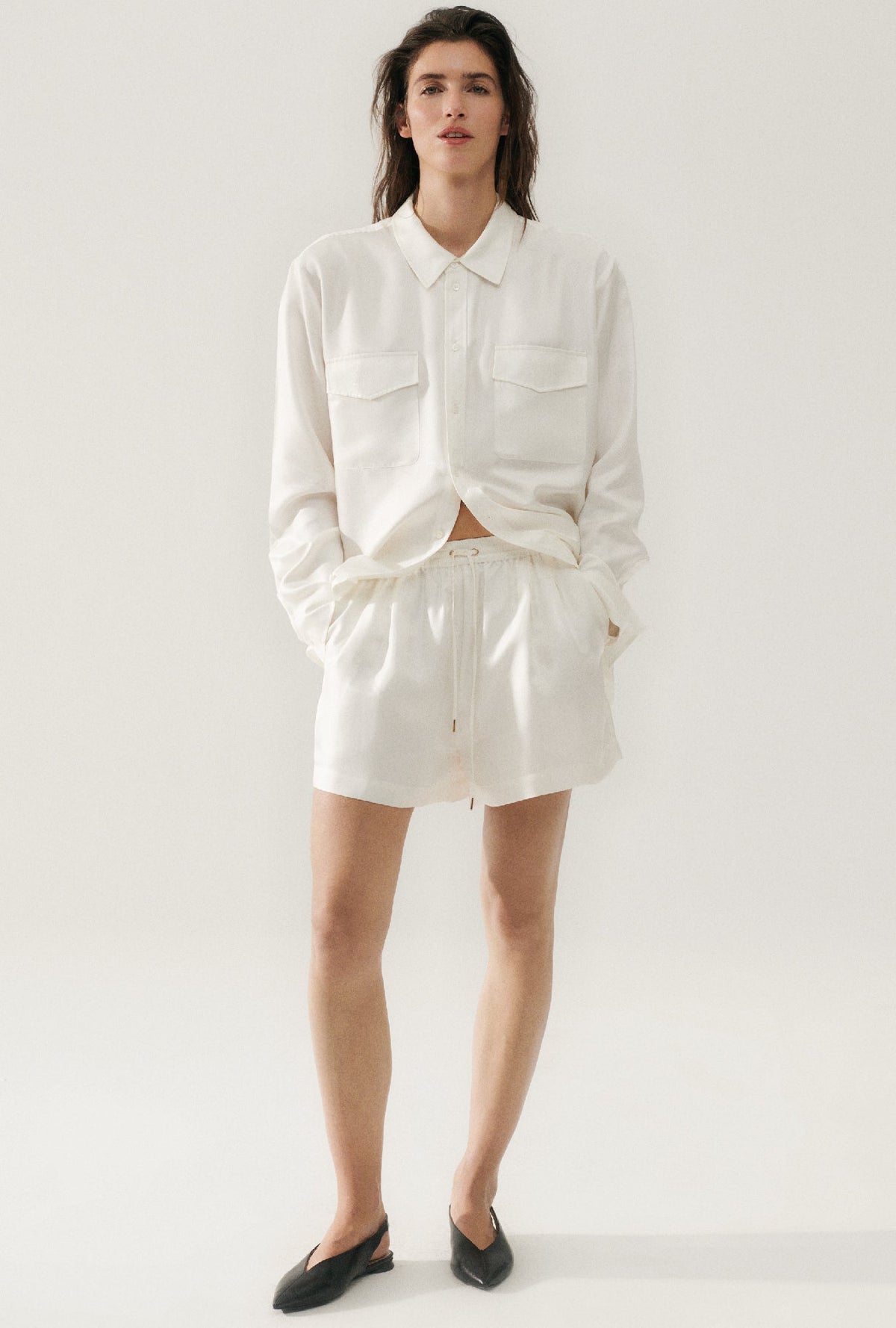 Silk Laundry Twill Slouch Shorts - White