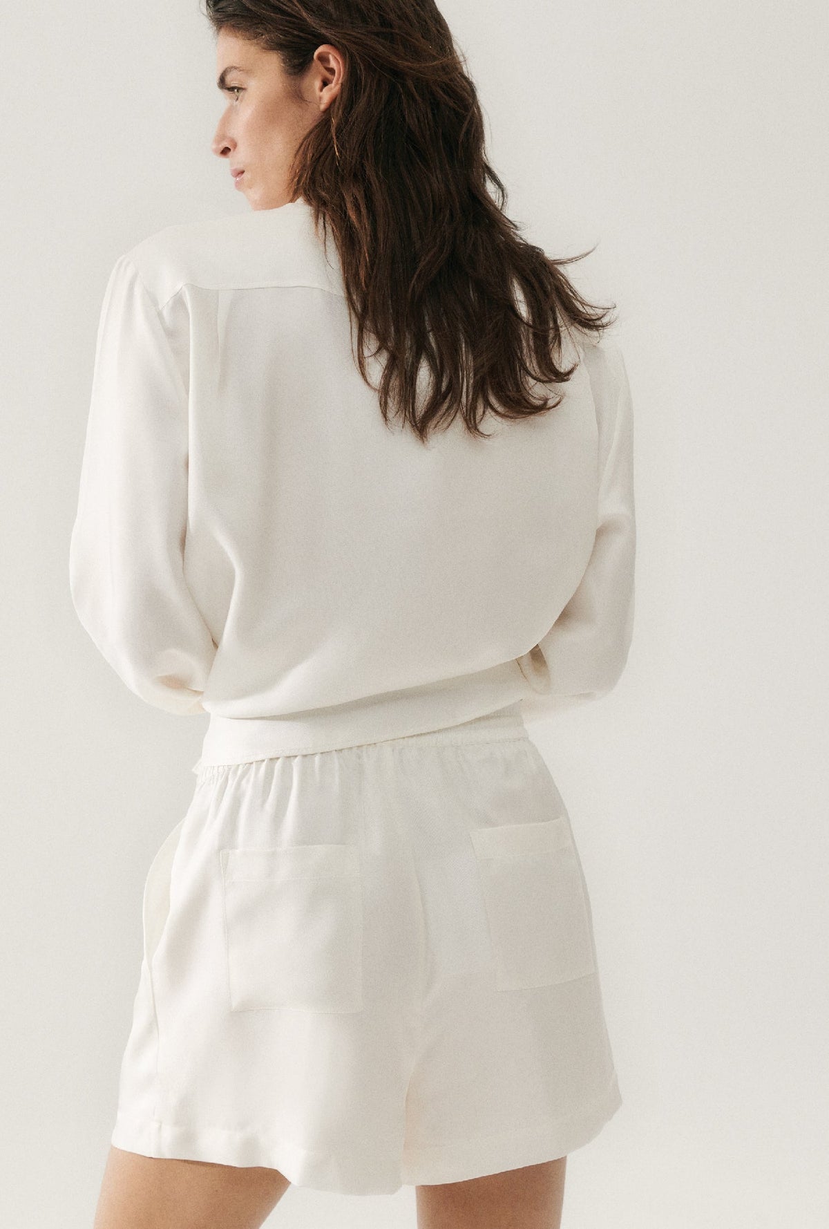 Silk Laundry Twill Slouch Shorts - White