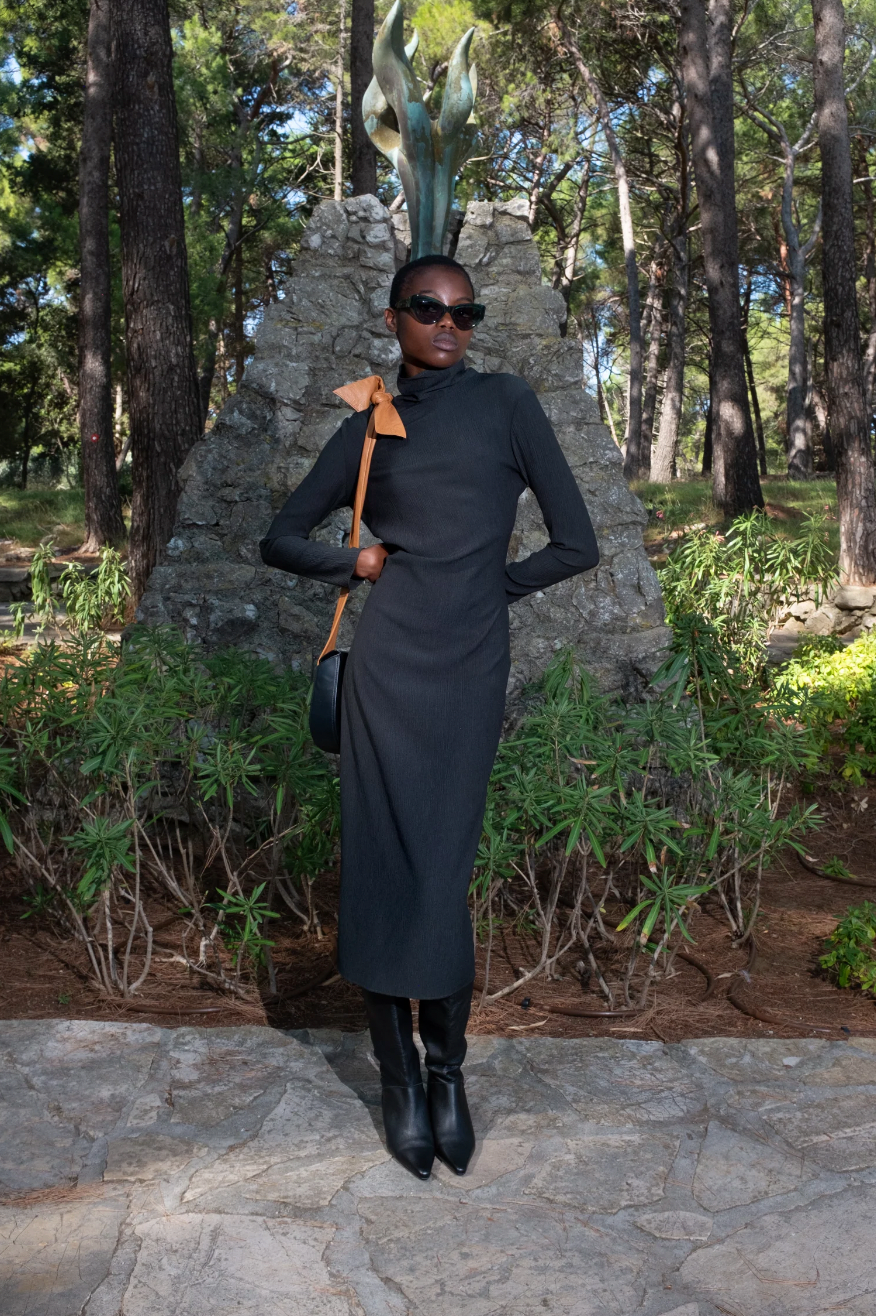 Untitled in Motion Aurora Dress - Black Crinkle