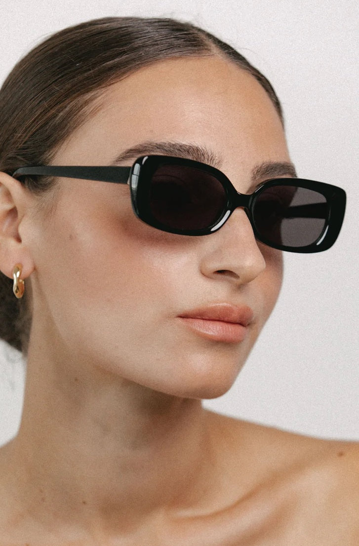 VELVET CANYON ZOU BISOU EYEWEAR - BLACK