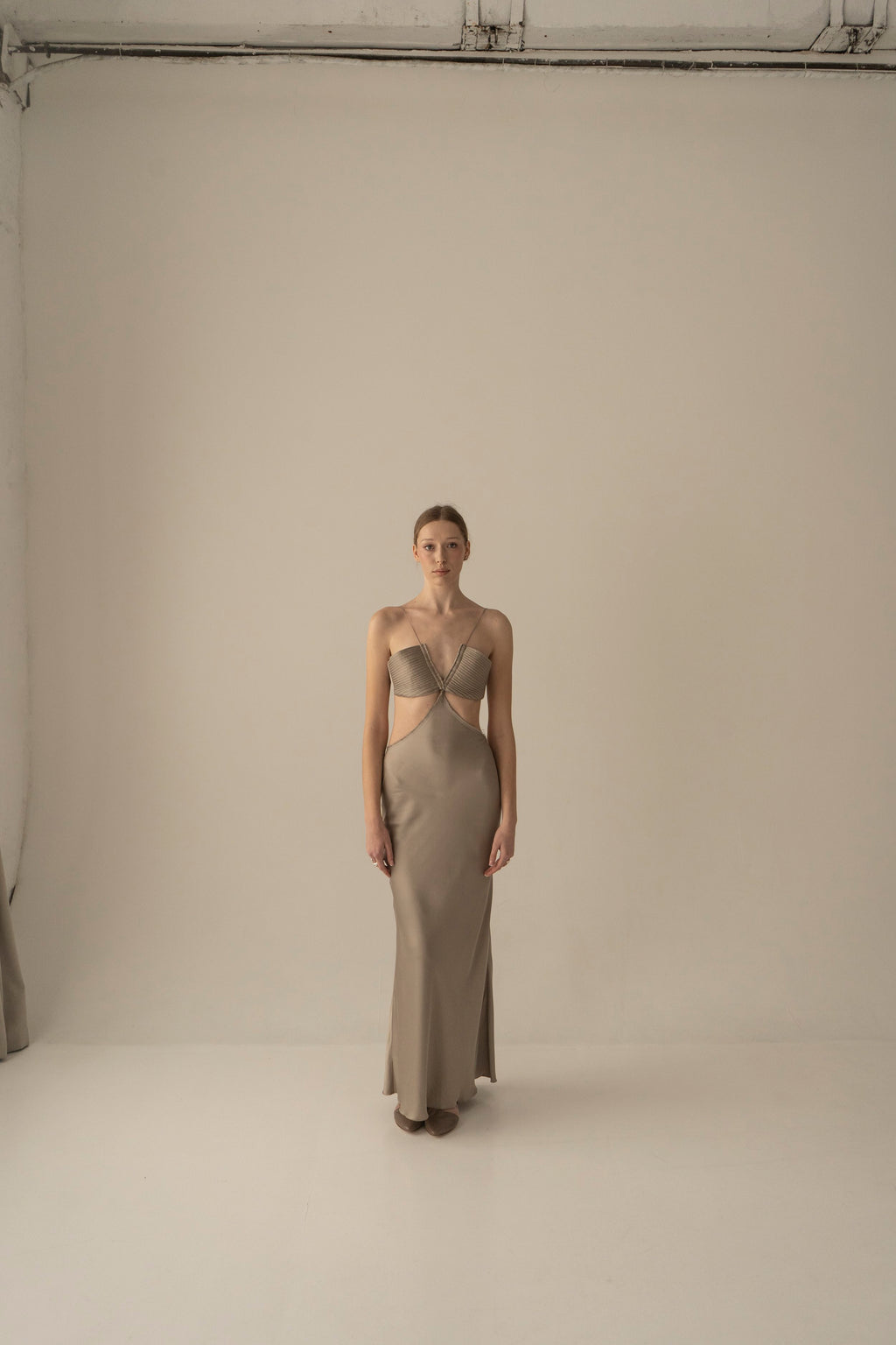 K M by L A N G E VINNYTSKA ARKA VISCOSE DRESS - TAUPE