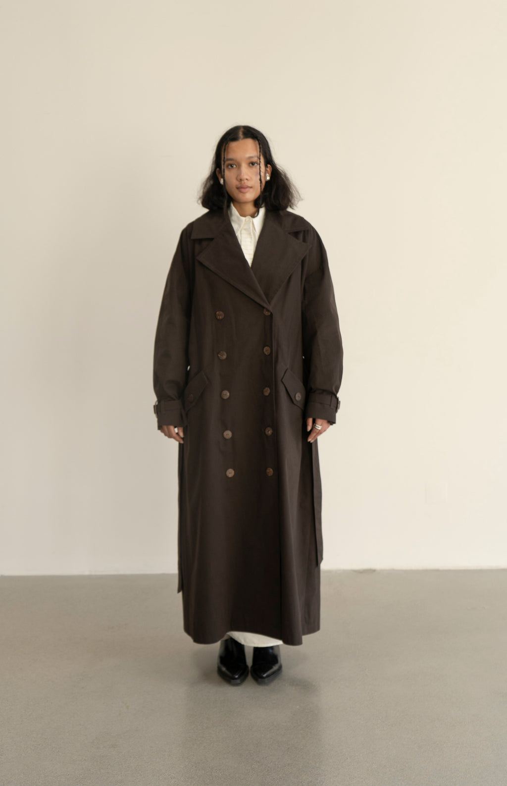 K M by L A N G E Vishenka Cotton Trench Coat - Chocolate