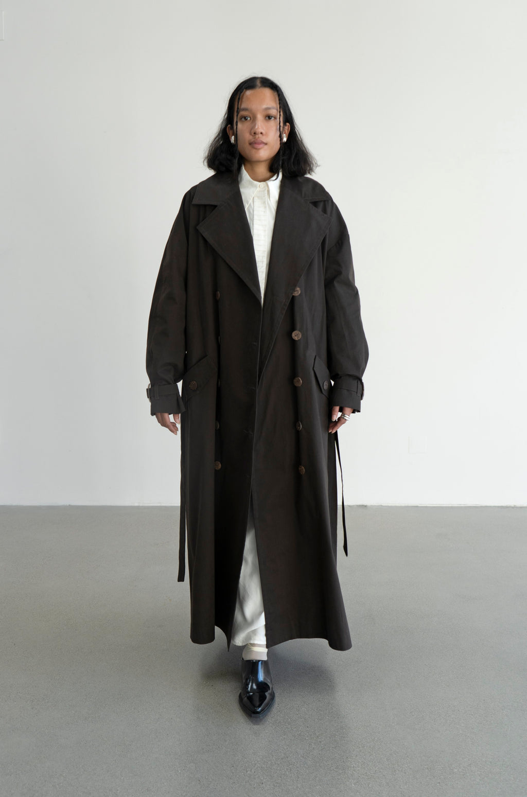 K M by L A N G E Vishenka Cotton Trench Coat - Chocolate