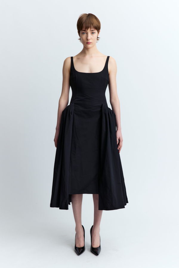 16Arlington Vezile Midi Dress - Black