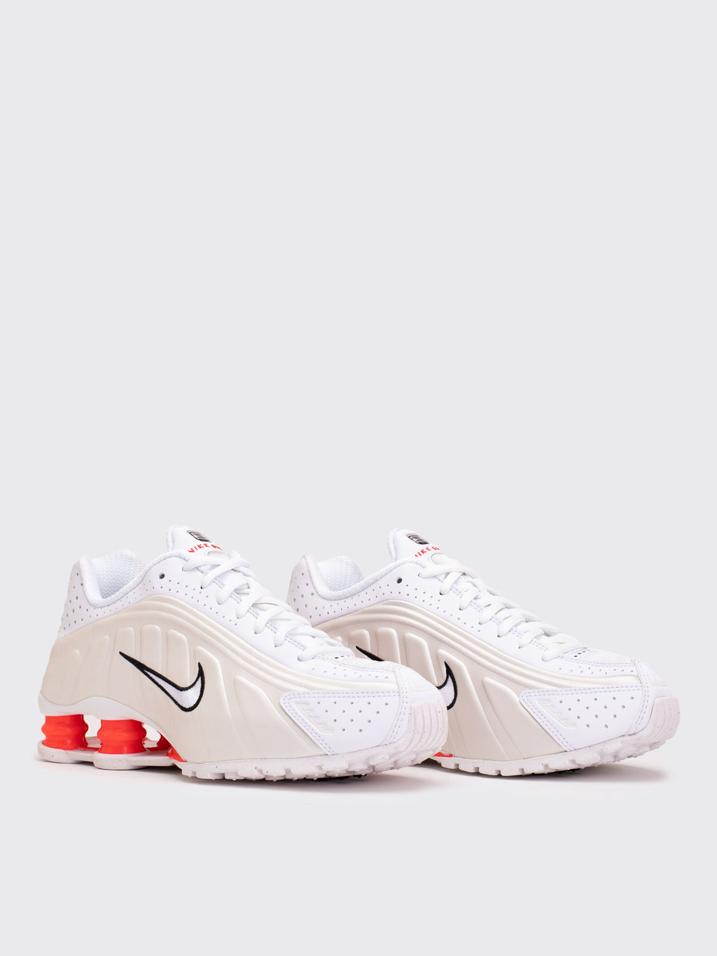 Nike Shox R4 Sneaker - White/White Phantom-Picante Red