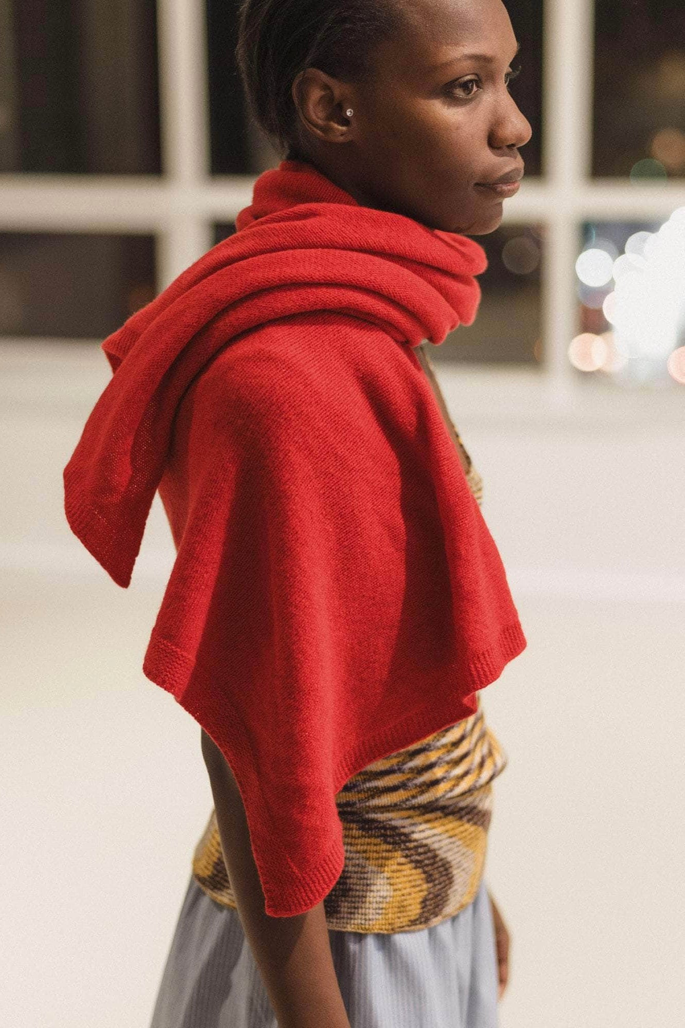 Baserange Whit Scarf