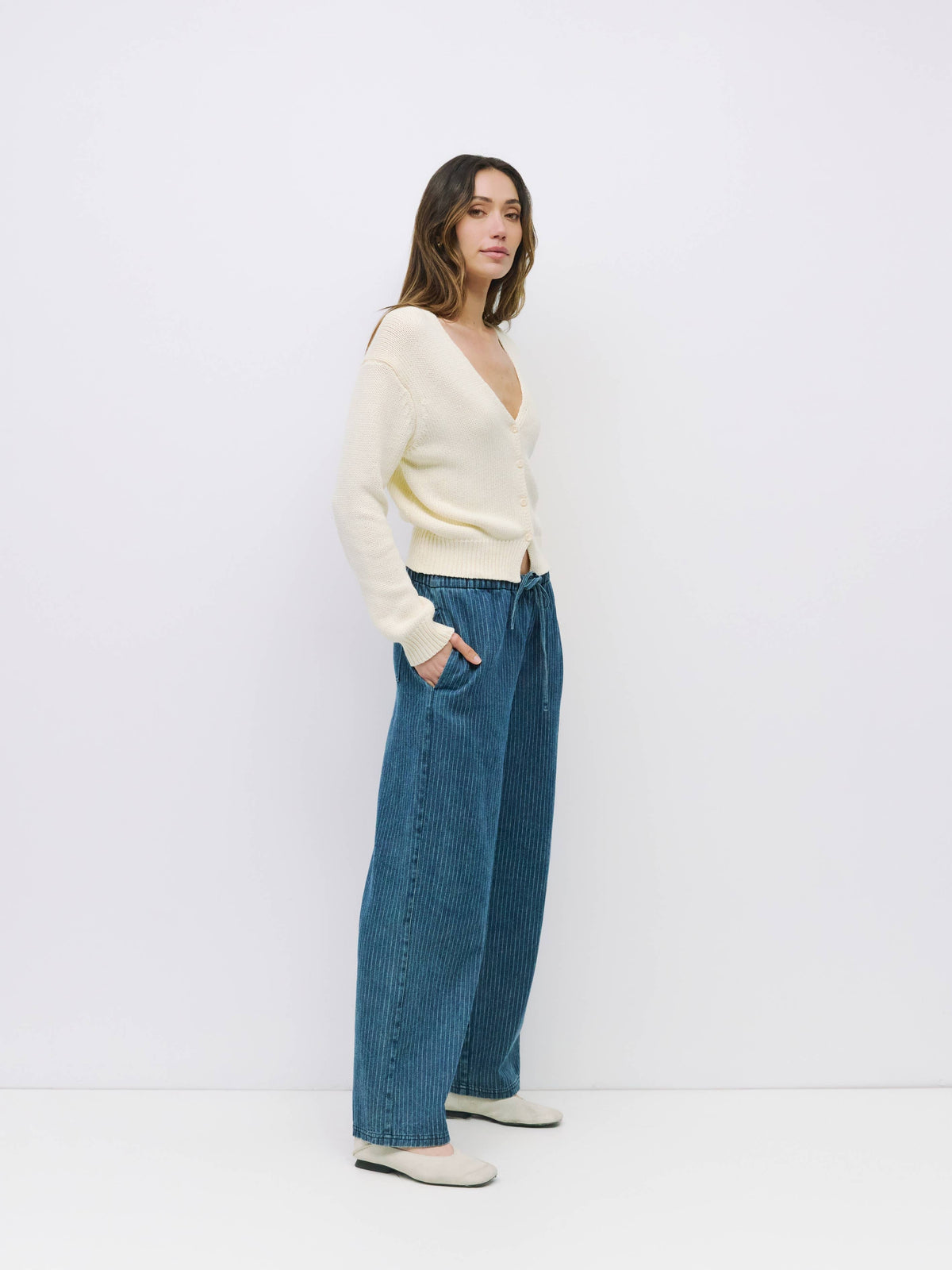 Mod Ref Layla Cotton V-Neck Cardigan