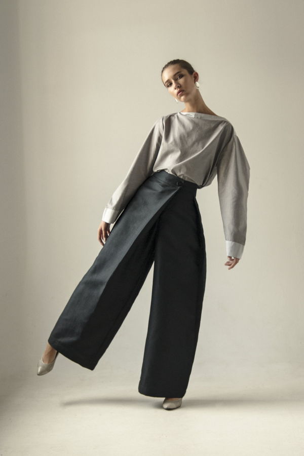 K M by L A N G E Wide leg crossover Button Sharovary pants - NAVY 