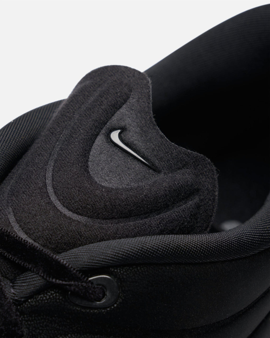 Nike Astra Ultra Sneaker