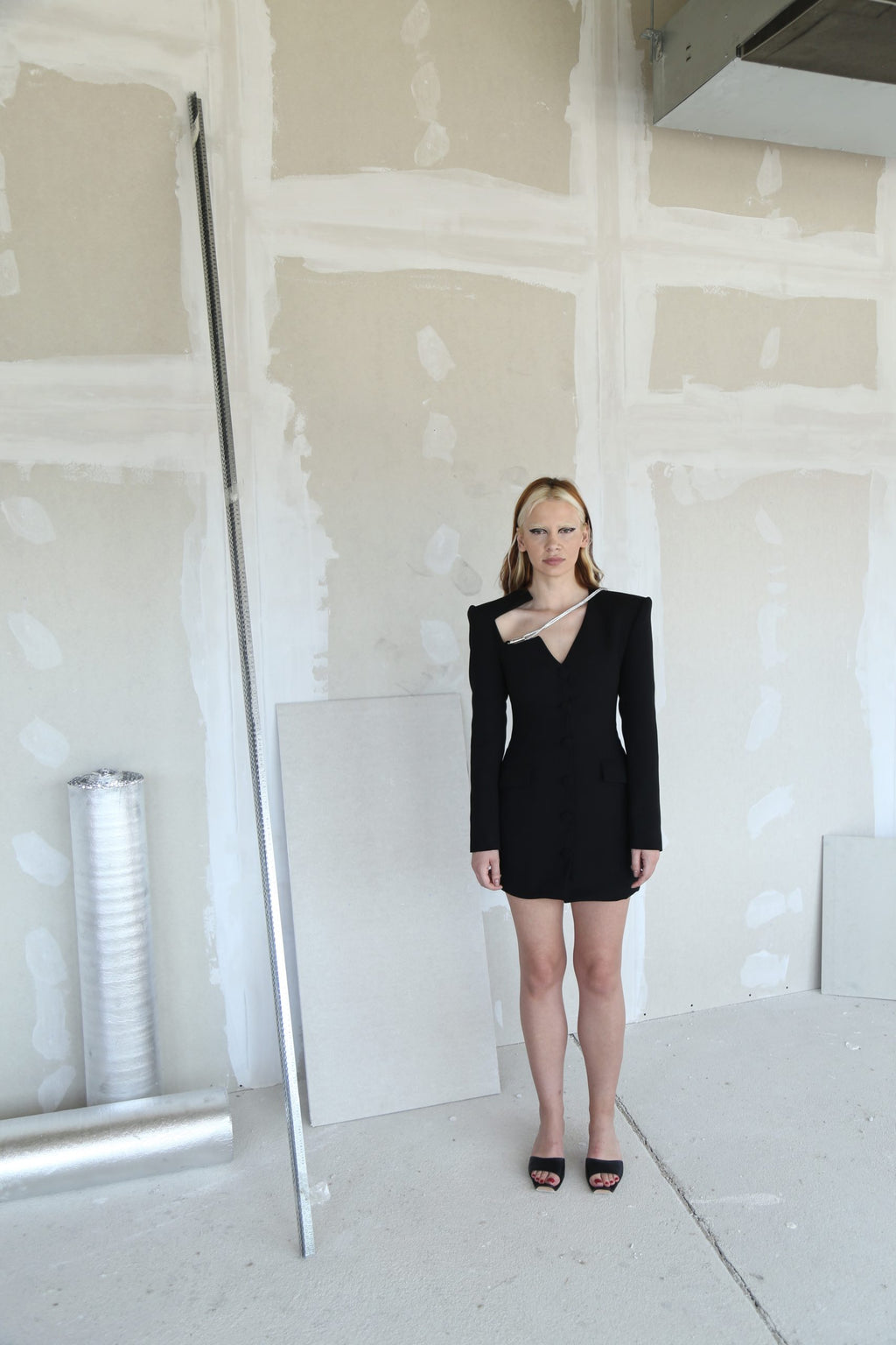 maet INDRA Mini Dress - Black